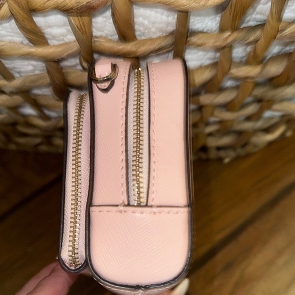 Kate Spade Pink Crossbody Bag - Picture 2 of 8